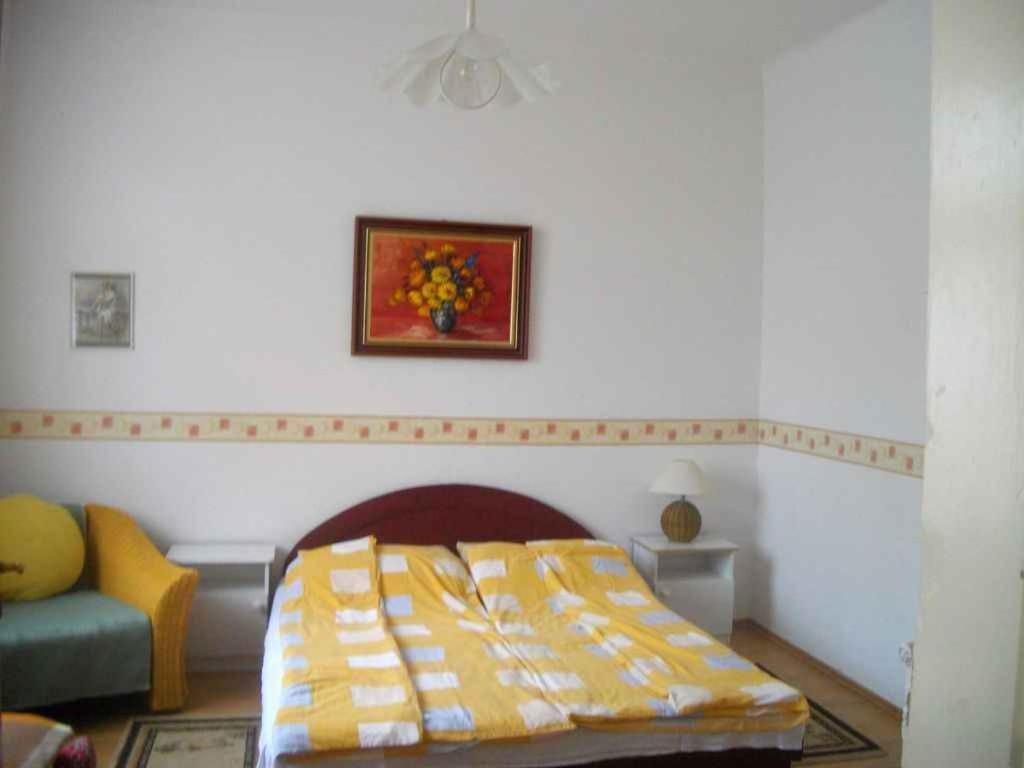Holiday Home In Balatonmariafuerdo 19232 Balatonkeresztúr المظهر الخارجي الصورة